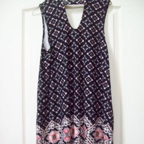 PRETTY SUMMER DRESS - Picture 1 of 5